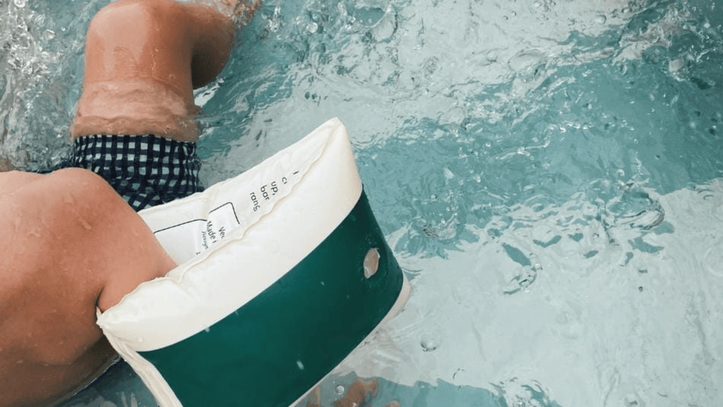 Wie ein Fisch im Wasser? Schwimmlehrer Maxime Bodson von Jungle Skills zur Rettung!