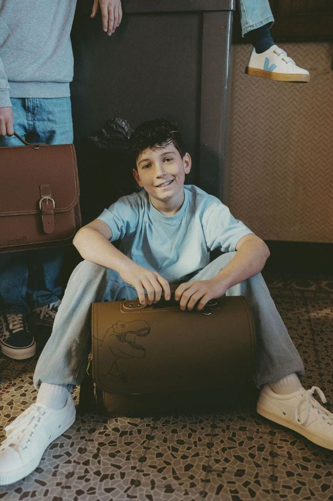 Lederen schooltas met magneetsluiting - Dino Moss