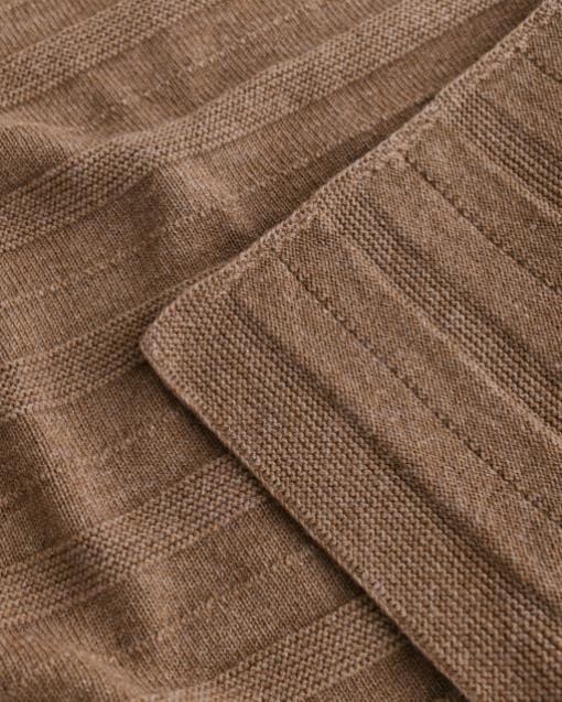 Deken Holly - Walnut