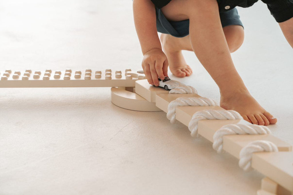 Schwebebalken aus Holz - Schwebebalken TipiToo midi - Elfenbeinweiß - Ette Tete