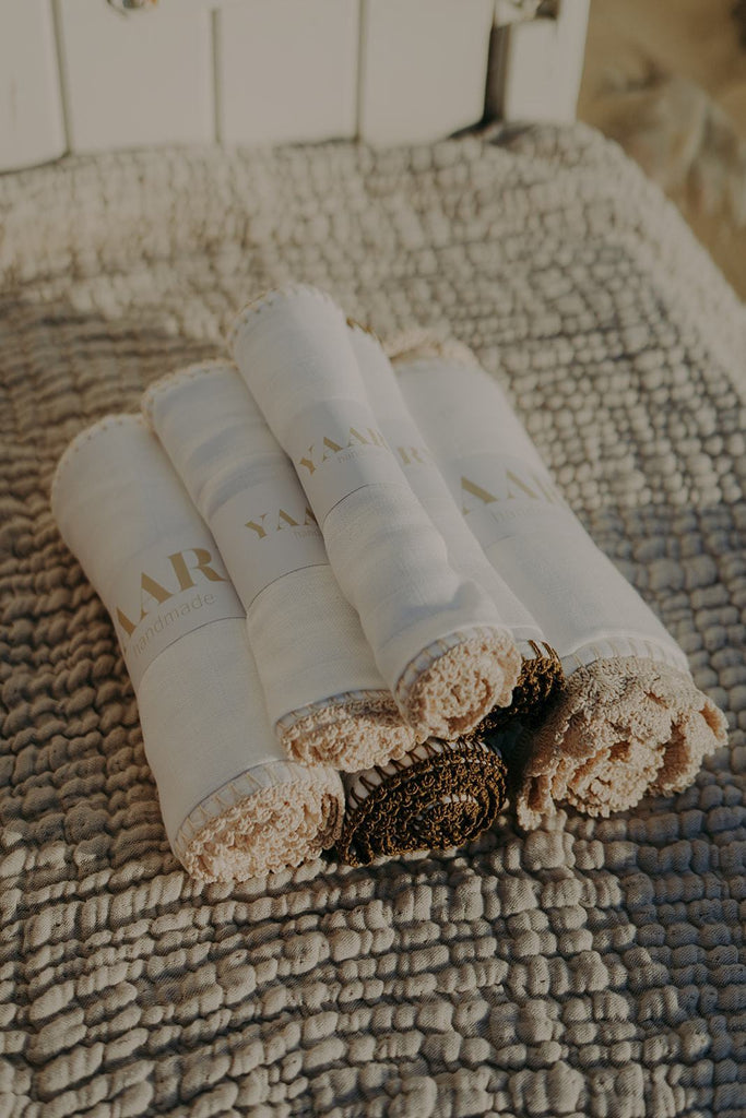 Yaarn - Muslin swaddle 70x70cm handgemaakt Medium - Stone